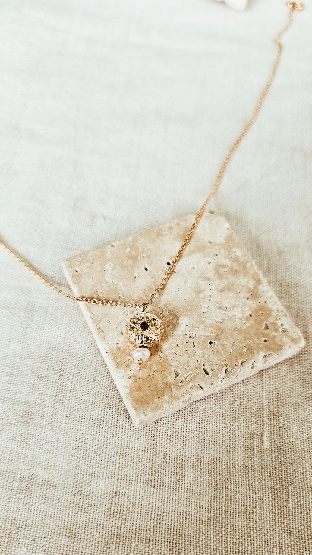 Collier Gili
