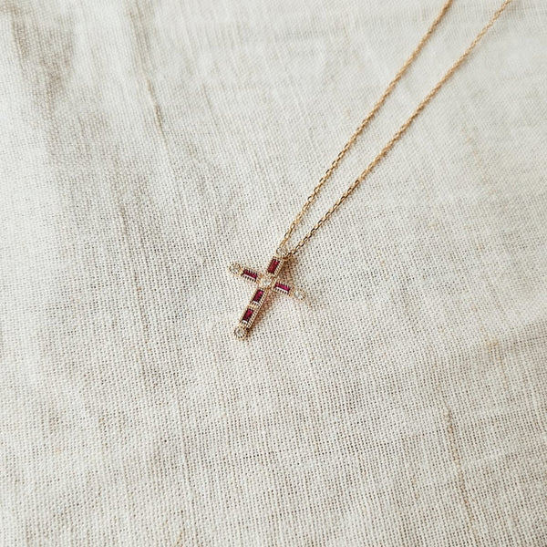 Collier Pope